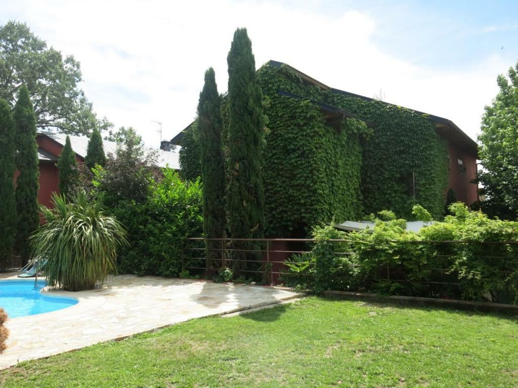 Chalet Navacerrada Piscina Privada Exterior foto